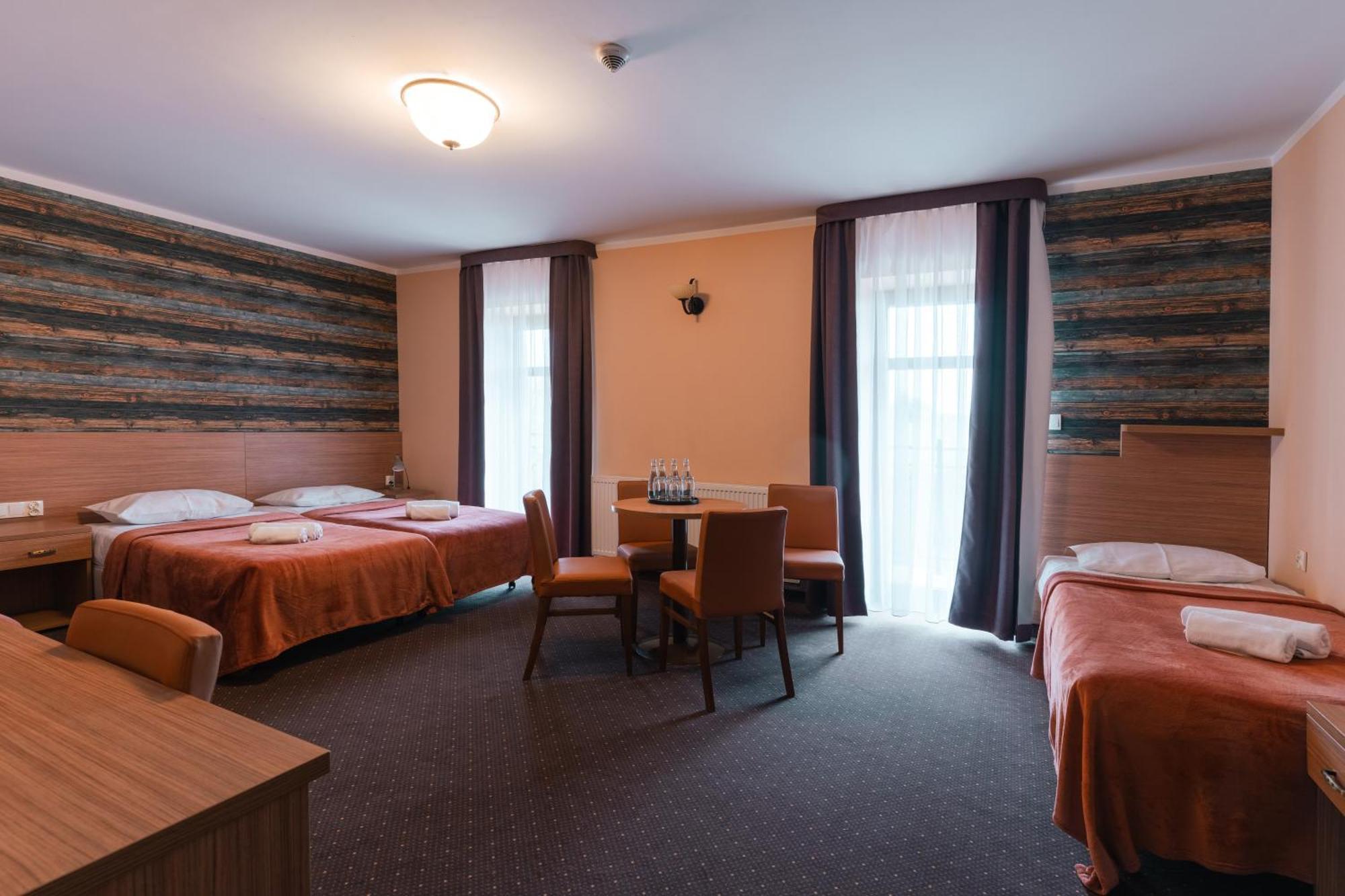 Hotel Pod Figura Ogrodzieniec Eksteriør bilde
